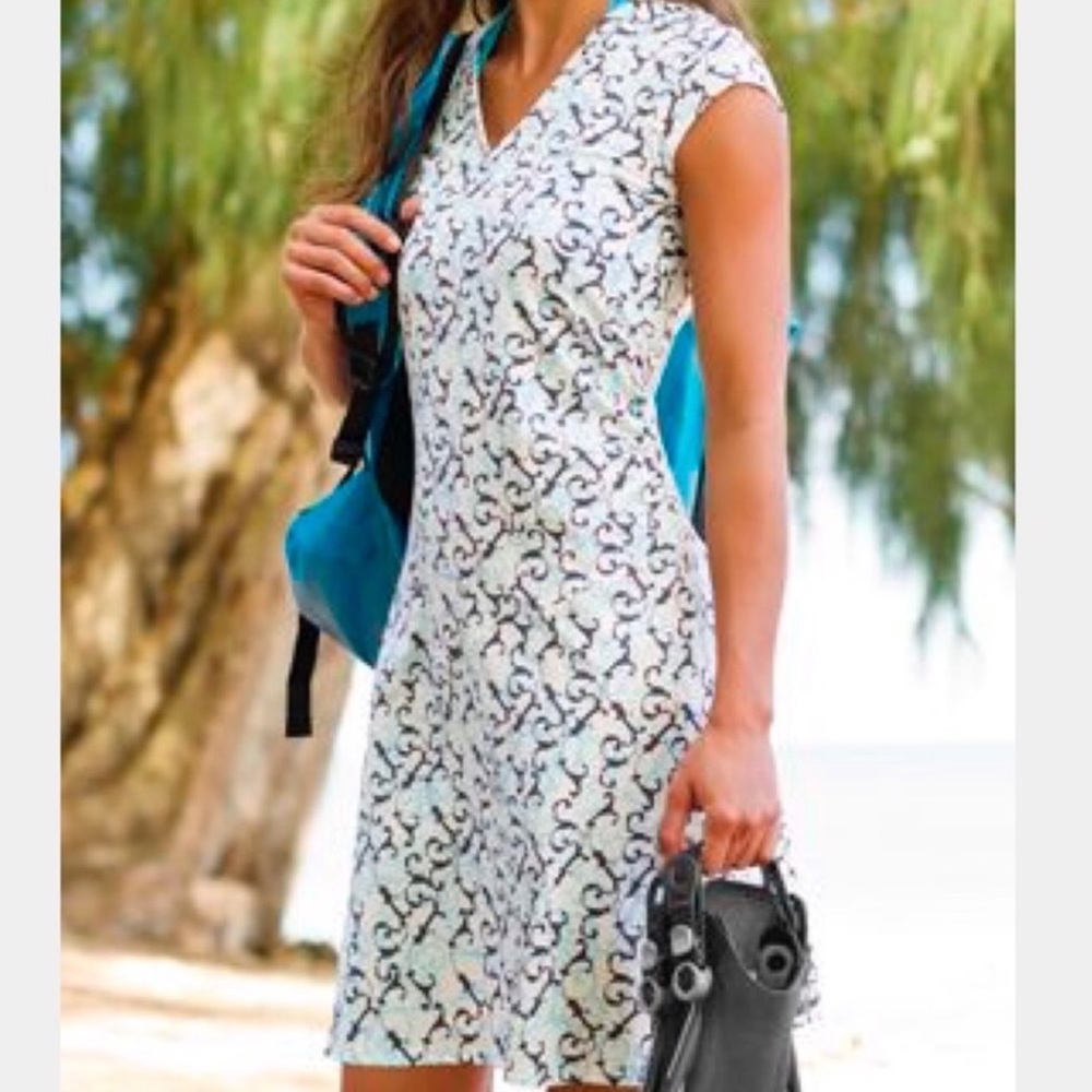 Athleta White and Black Patterned Dress